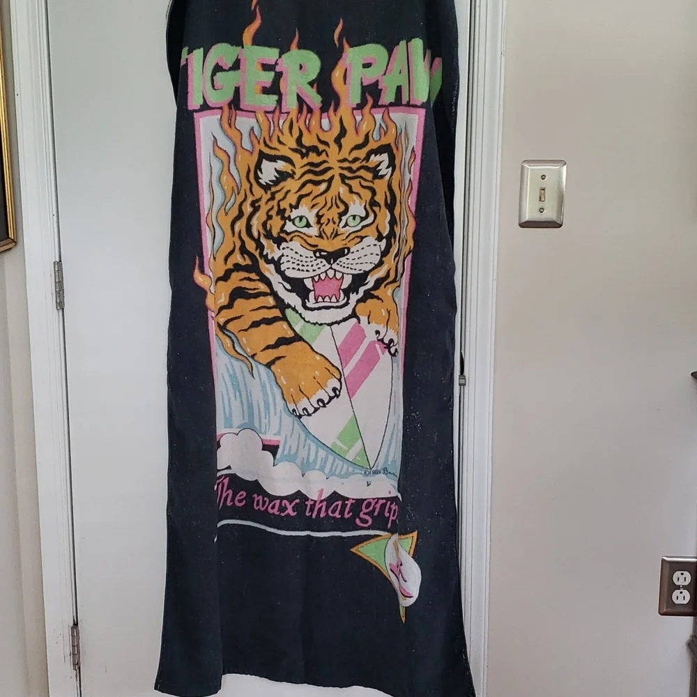Vintage 1988 Tiger Paw Surfboard Wax Beach Towel